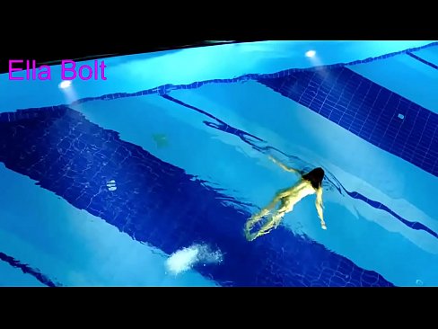 ❤️ Handikwanise kumira kuona, mudiki blonde akabatwa achishambira asina kupfeka muELLA BOLT resort pool pa %sn.xxxshake.ru % ❤